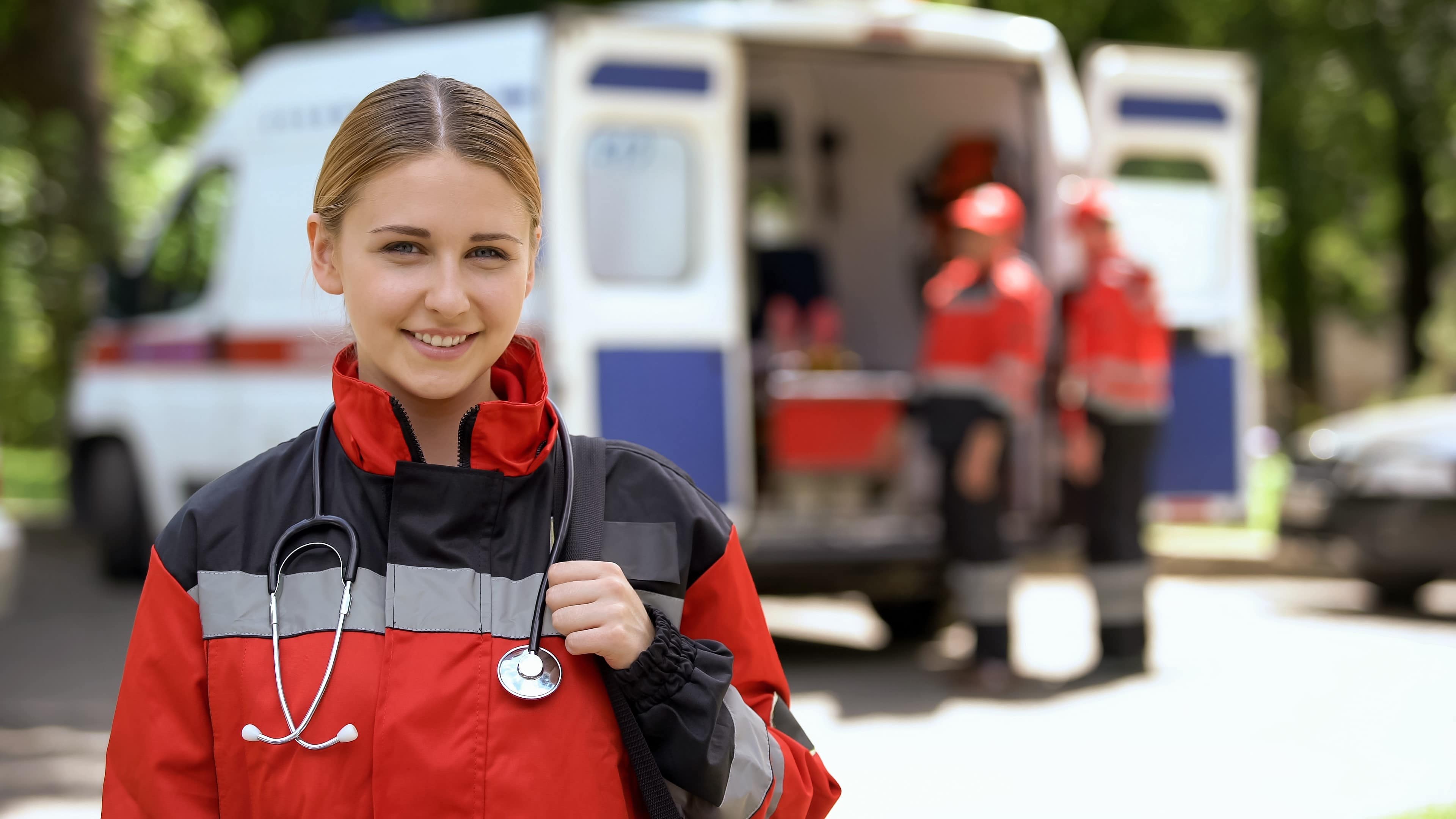 How to Become a Paramedic