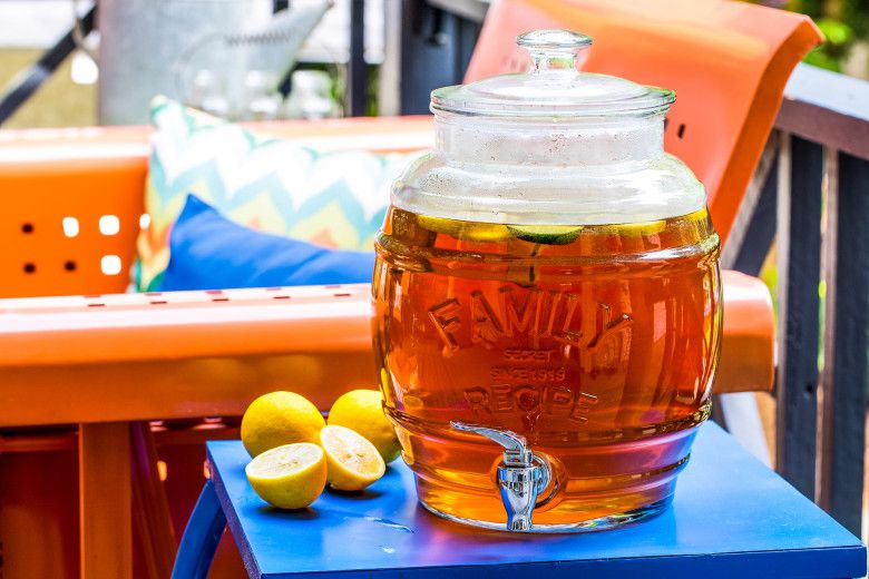 Simple Guide to Making Sun Tea: Refreshing Cold Brew Ideas for 2025!